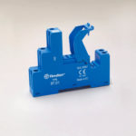 Support 16A 250V série 4661, bleu, étrier plastique, à cage